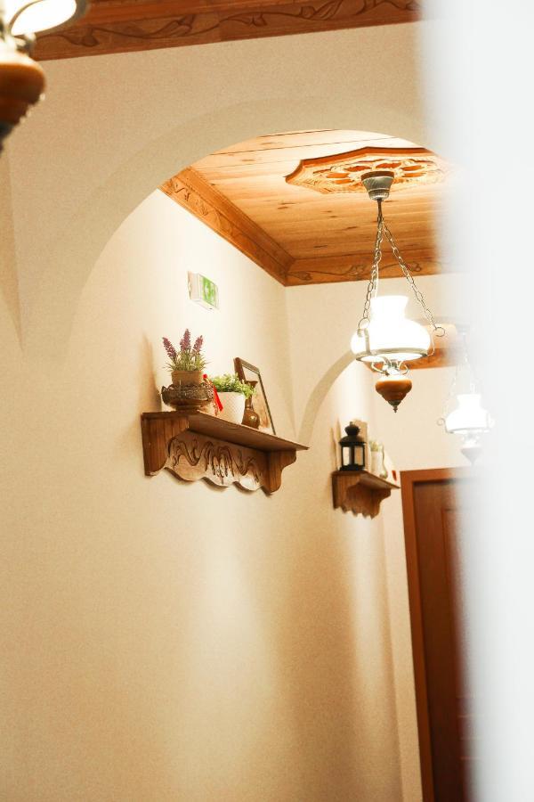 4 Rooms Gjirokastra Exterior foto